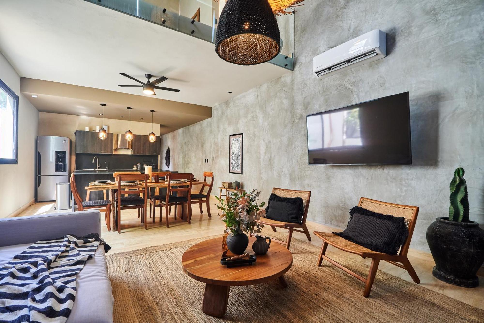 Apartment Lujoso En Holistika By Bt Homes